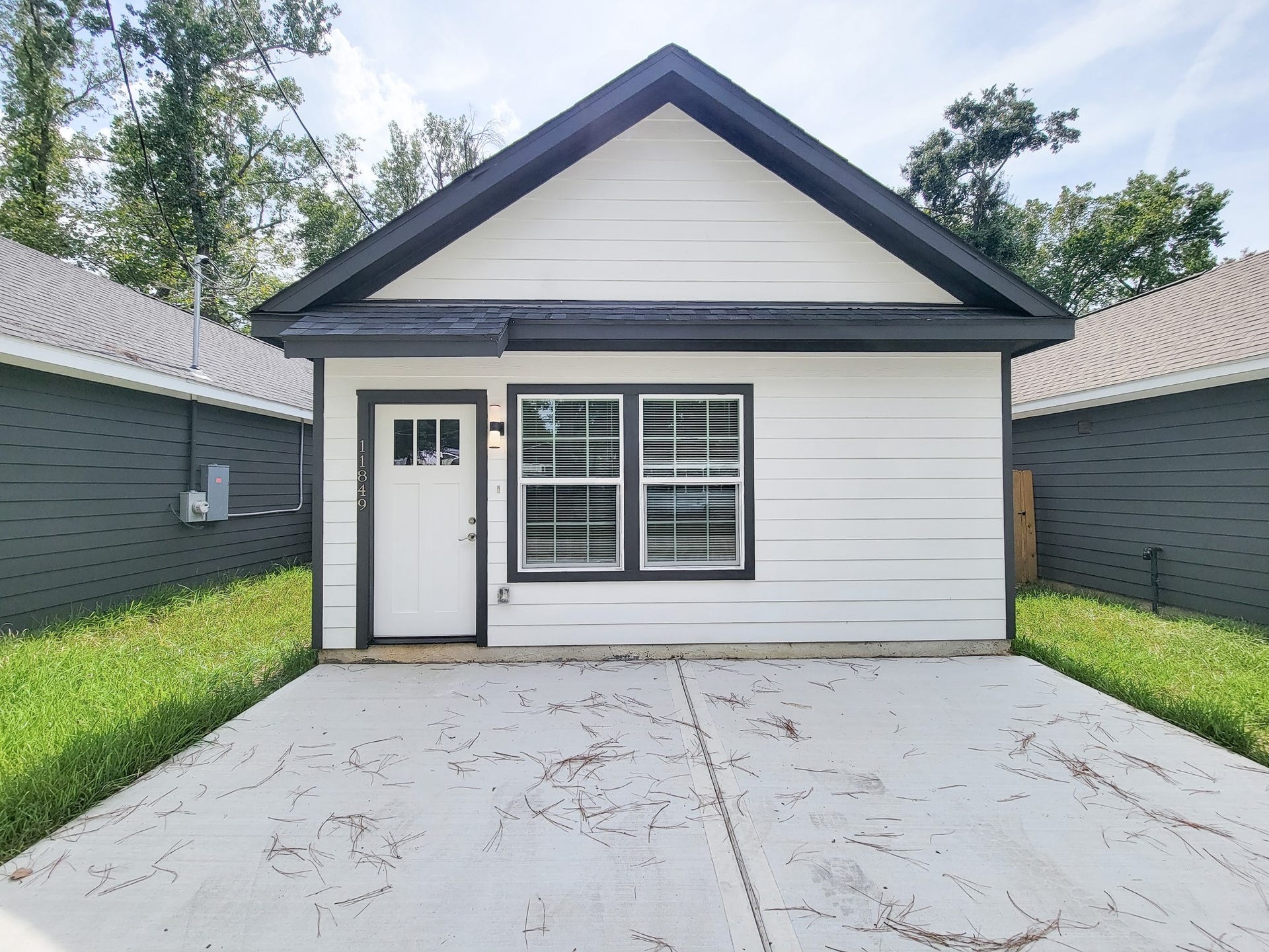 11849 NELWOOD, Willis, TX 77318 11849 NELWOOD, Willis, TX 77318