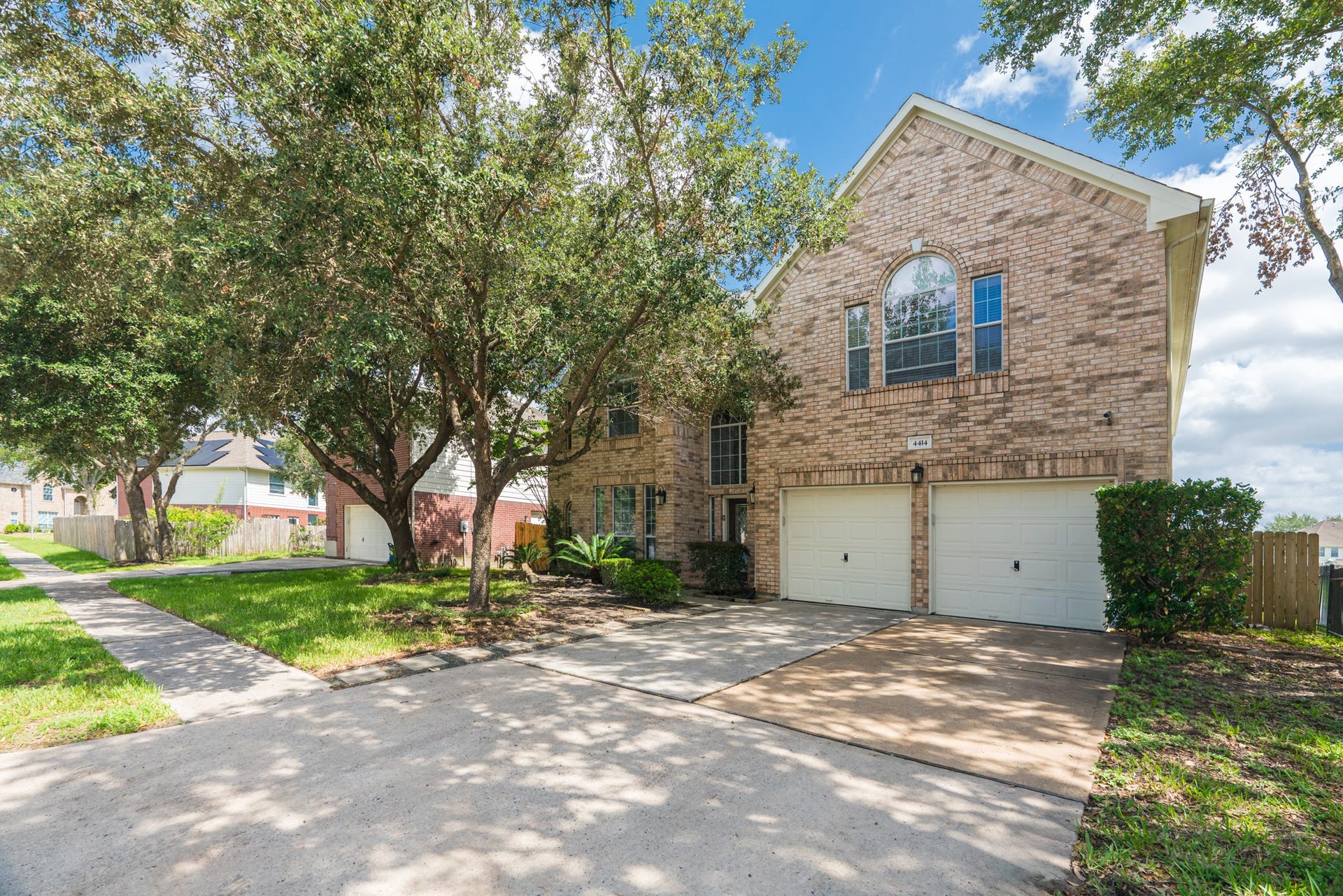 4414 Bridgestone Cedar Drive, Spring, TX 77388