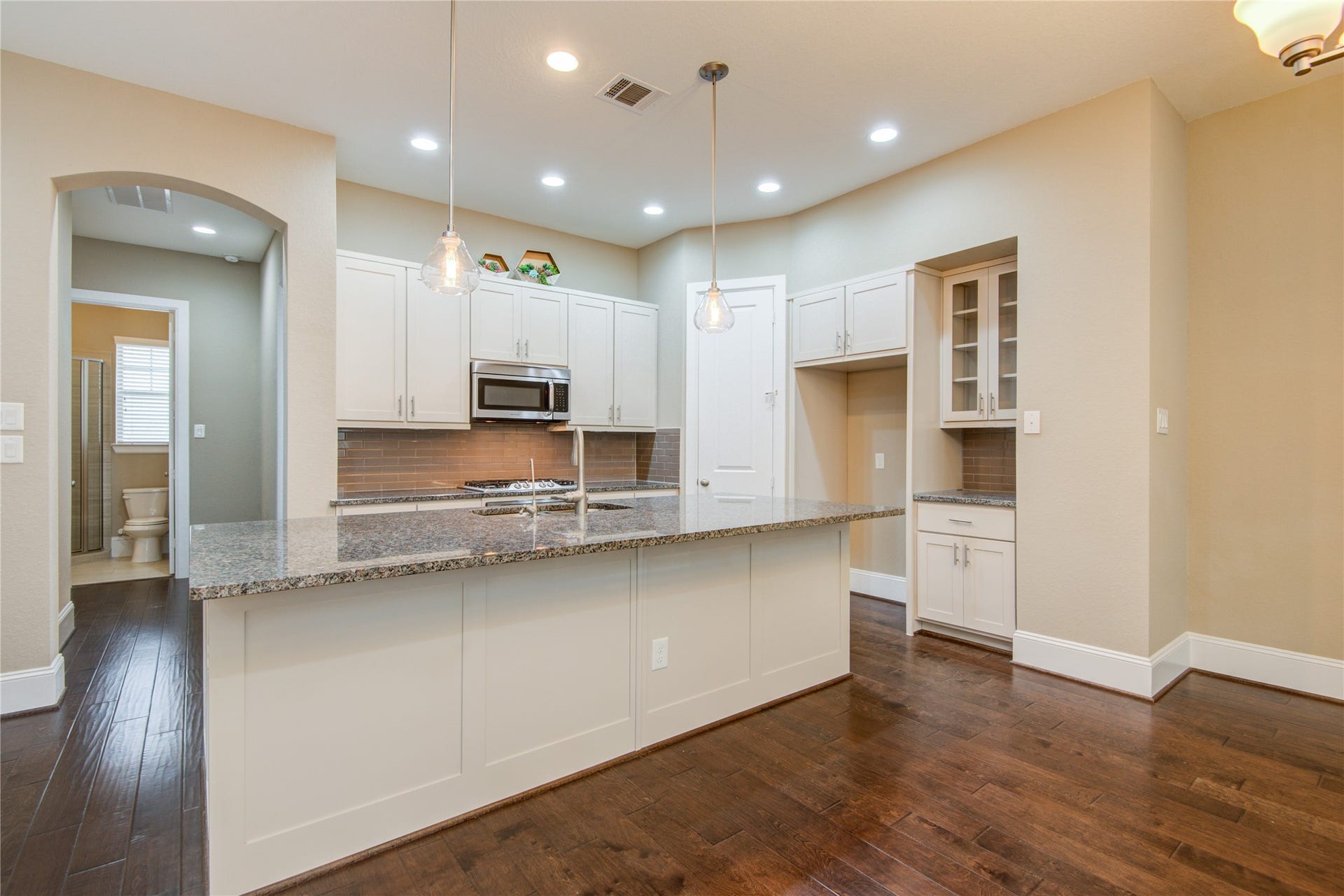 1204 Birkland Pine Lane, Houston, TX 77043 1204 Birkland Pine Lane, Houston, TX 77043