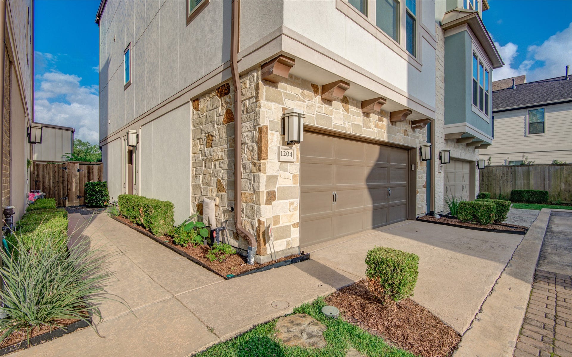 1204 Birkland Pine Lane, Houston, TX 77043 1204 Birkland Pine Lane, Houston, TX 77043