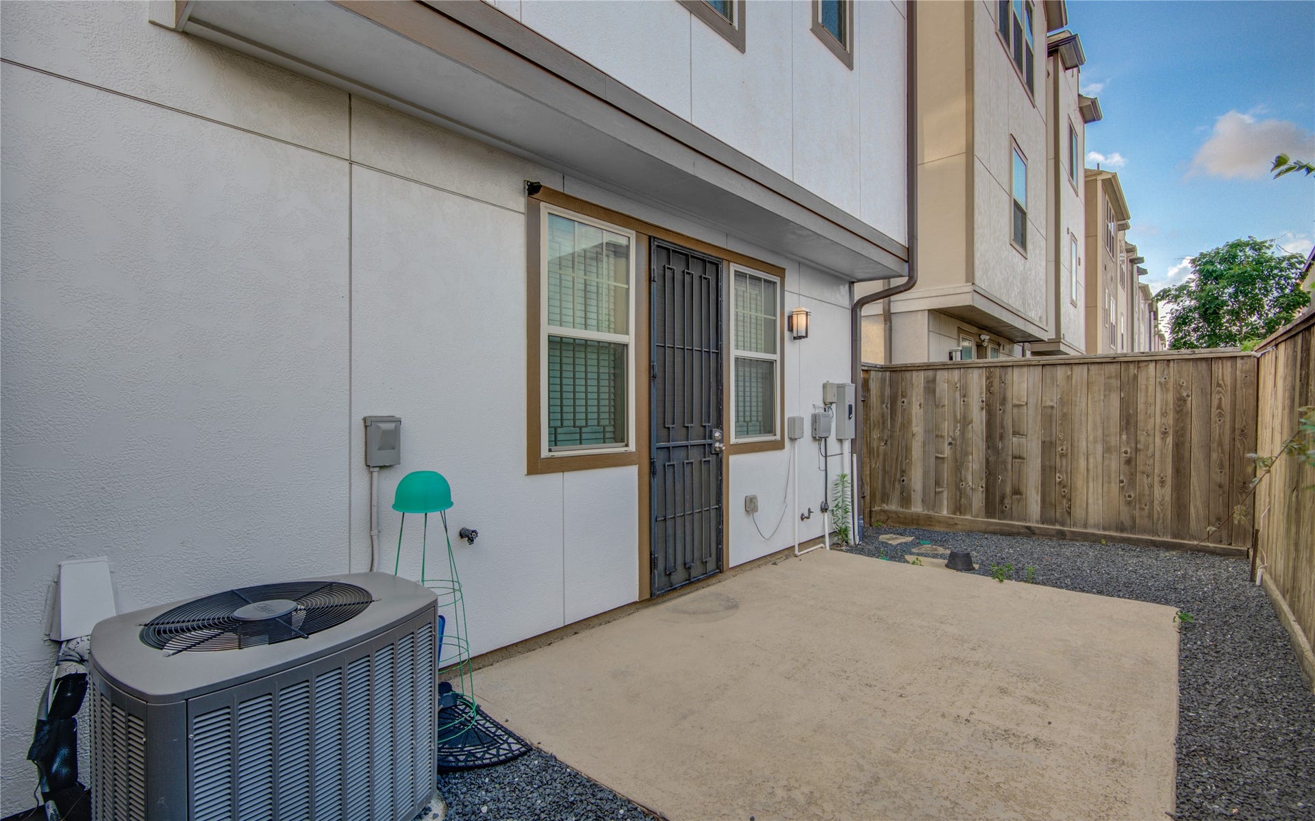 1204 Birkland Pine Lane, Houston, TX 77043 1204 Birkland Pine Lane, Houston, TX 77043