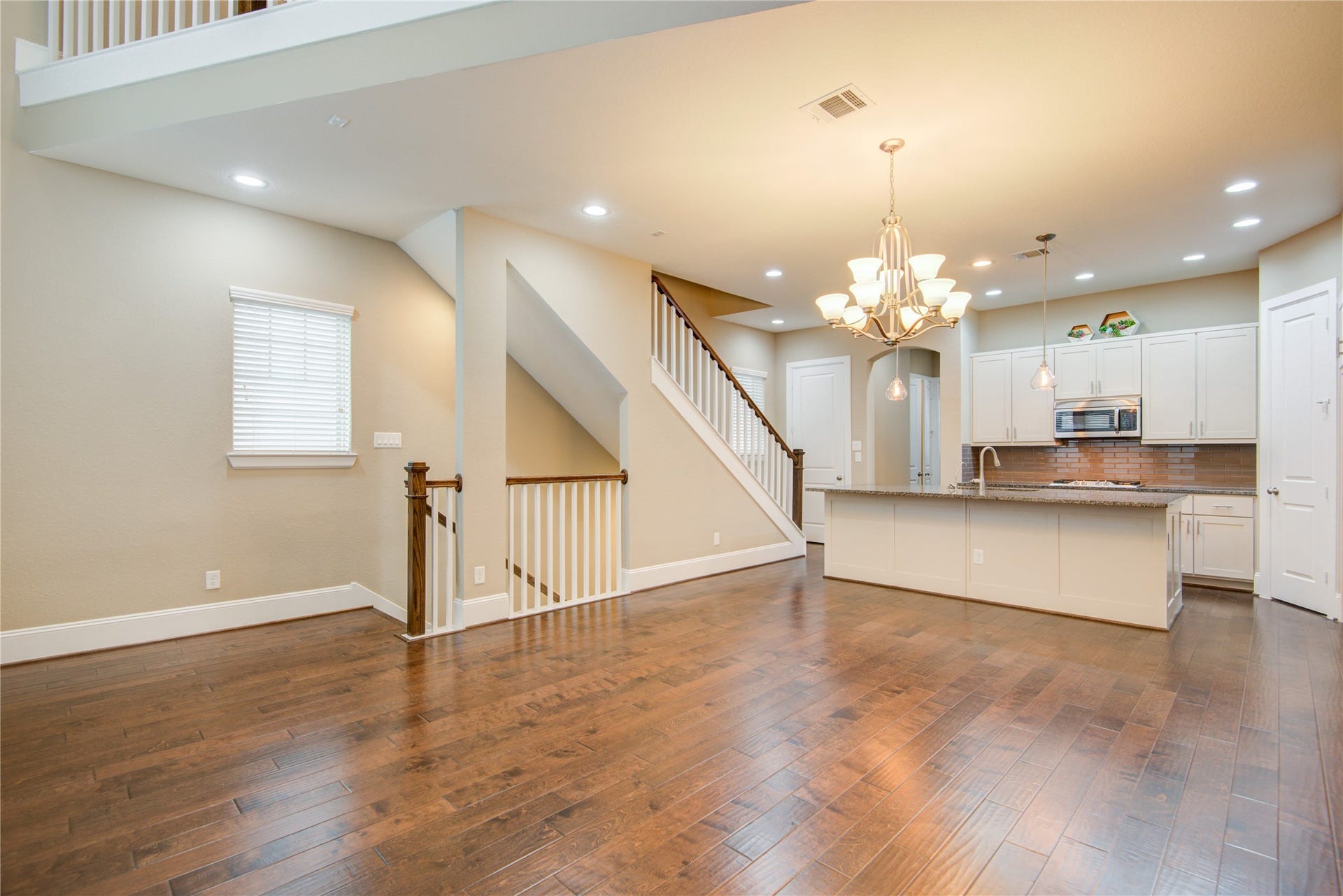 1204 Birkland Pine Lane, Houston, TX 77043 1204 Birkland Pine Lane, Houston, TX 77043
