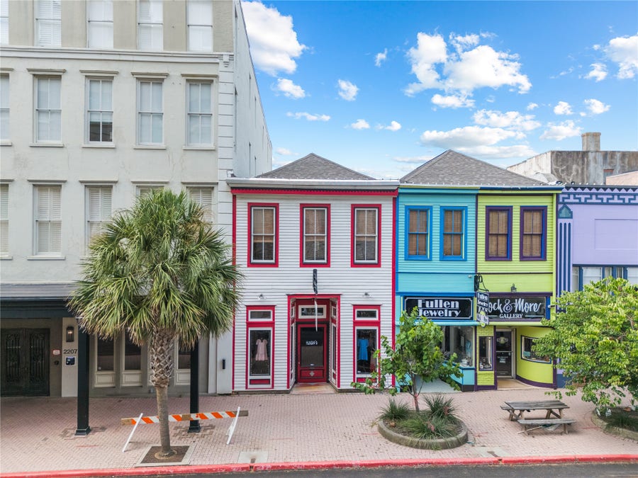 Property photo for 2213 Postoffice, Galveston, TX