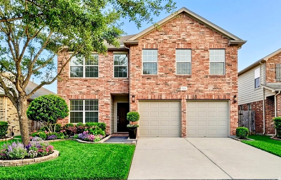 Property photo for 7215 Ravenswood, Missouri City, TX
