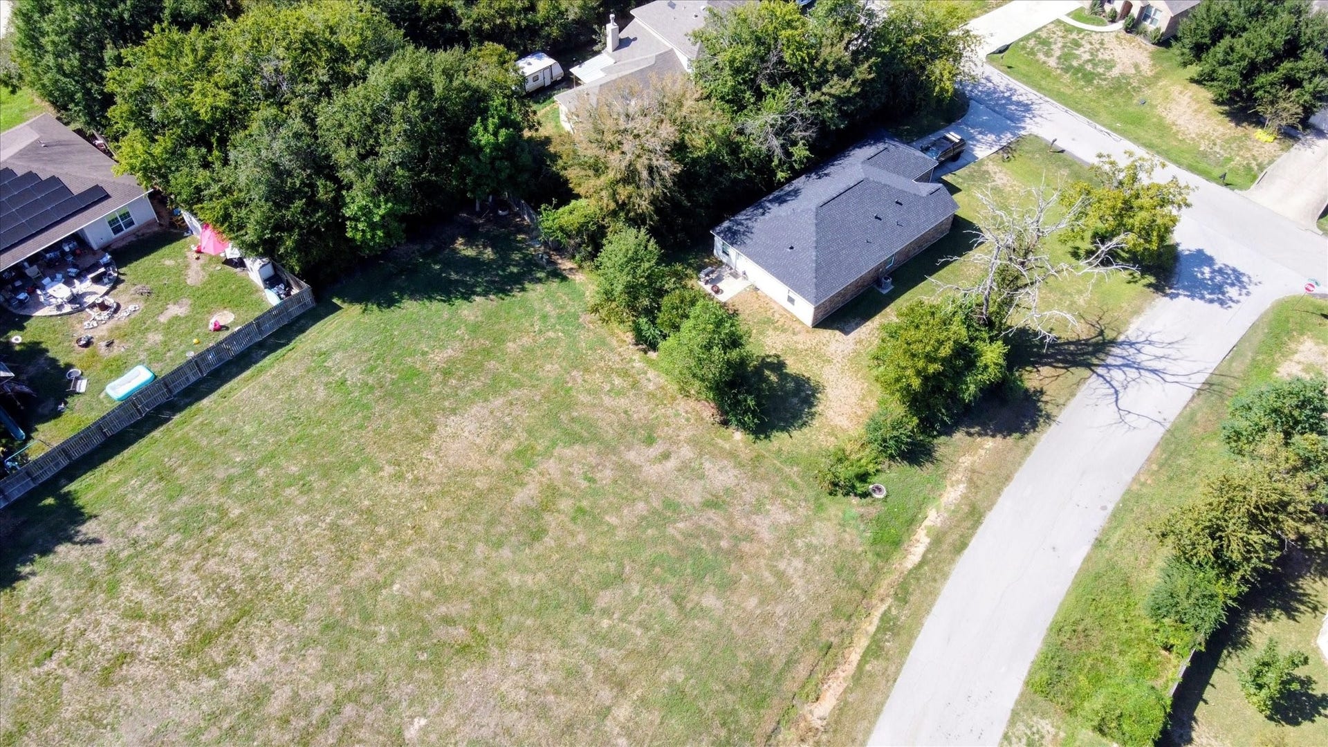 12413 Pecan Drive, Willis, TX 77318