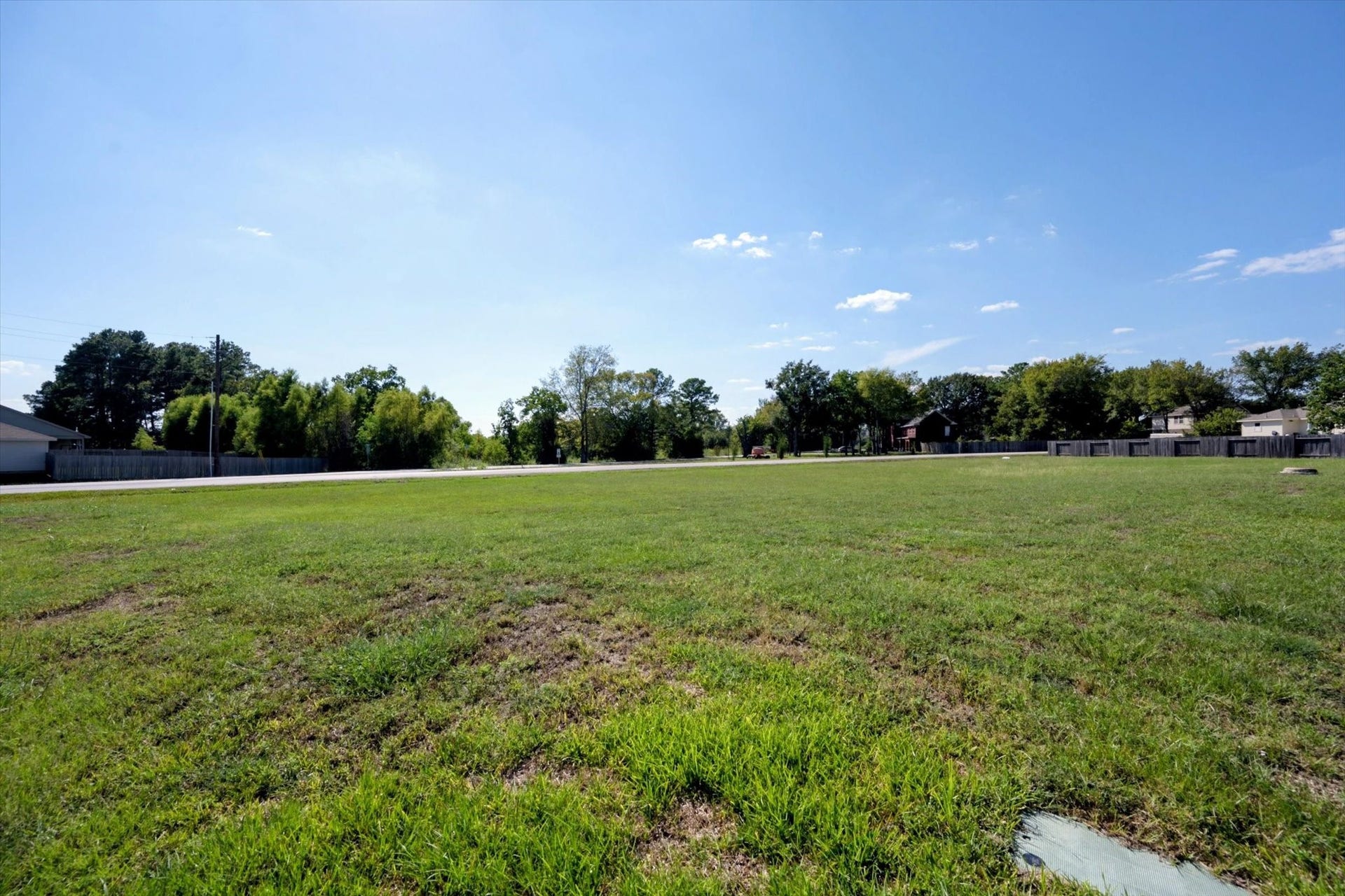 12413 Pecan Drive, Willis, TX 77318