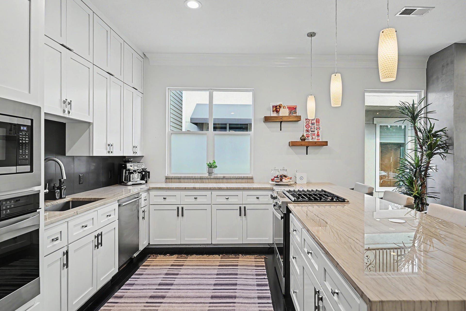3011 Houston Avenue, #C, Houston, TX 77009