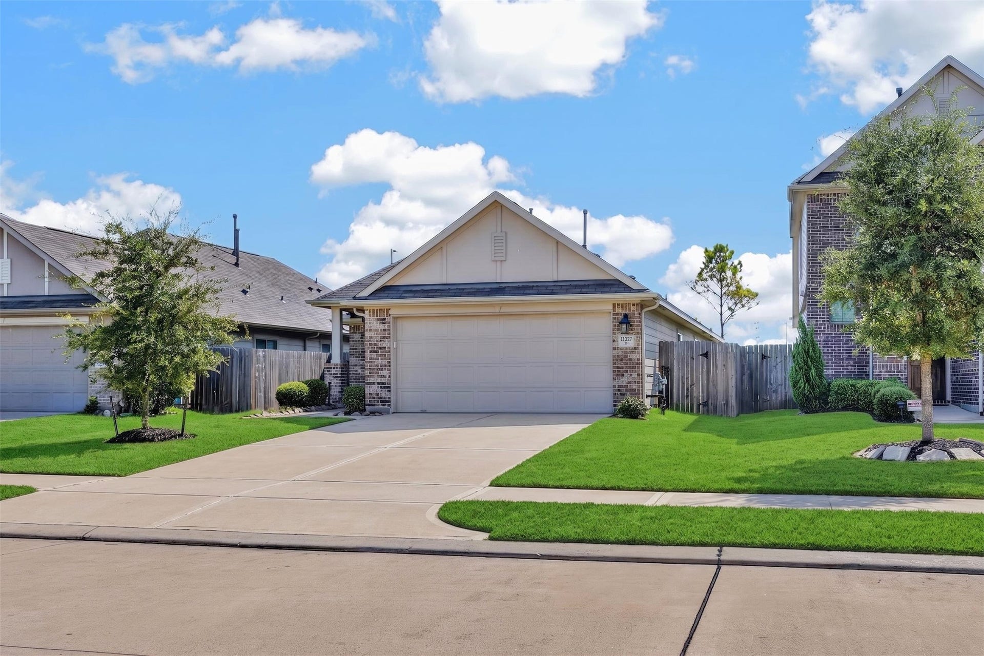 8811 Trenton Landing Lane, Richmond, TX 77407 8811 Trenton Landing Lane, Richmond, TX 77407