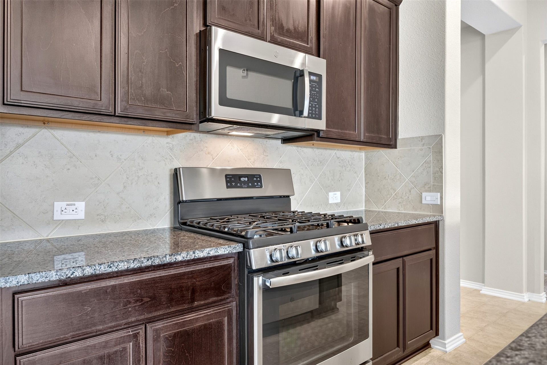 8811 Trenton Landing Lane, Richmond, TX 77407 8811 Trenton Landing Lane, Richmond, TX 77407