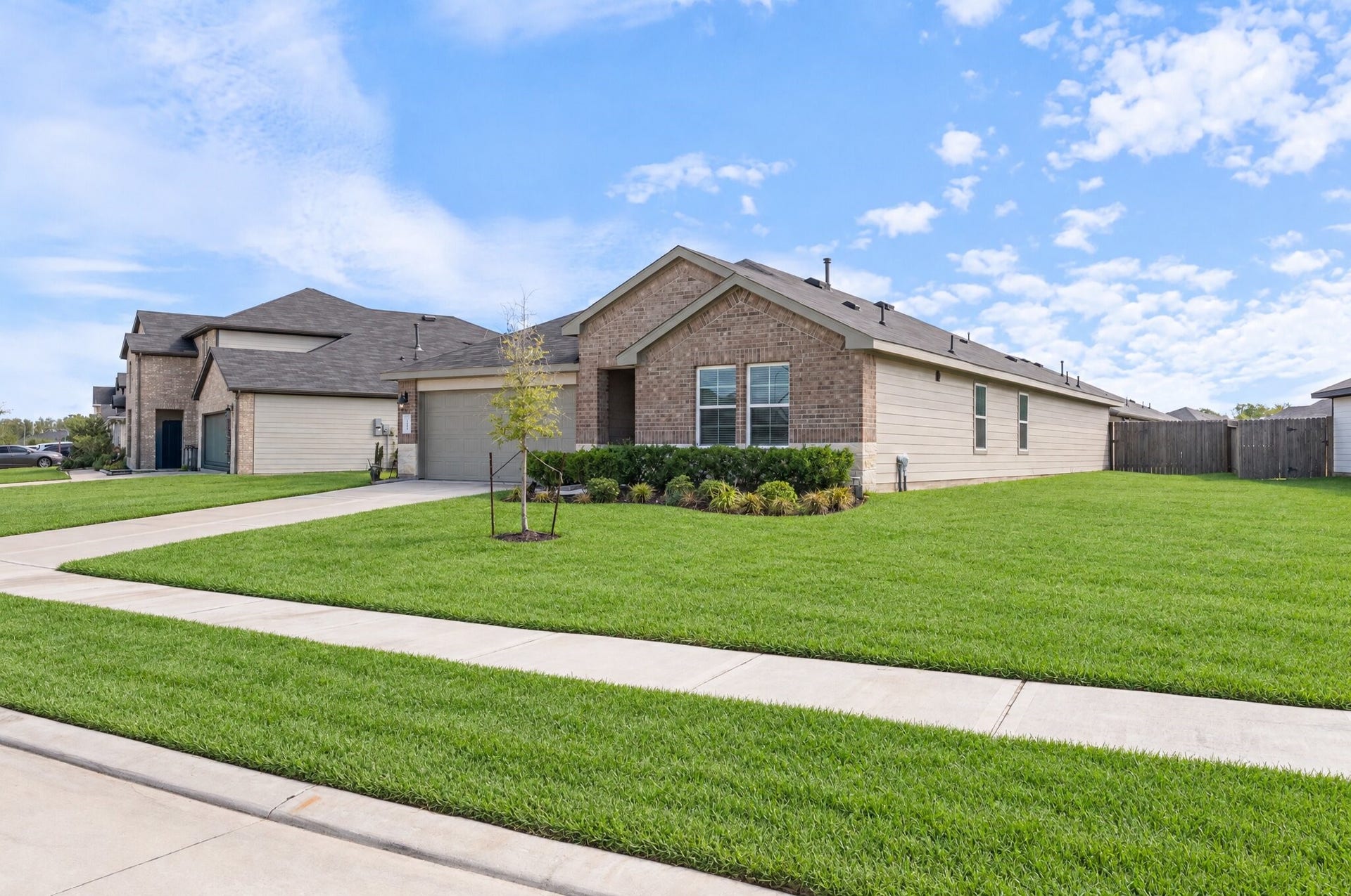 3011 Magnolia Blossom Lane, Rosenberg, TX 77469