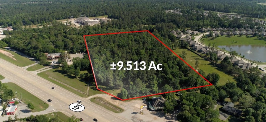 Property photo for 5030 W Davis St, Conroe, TX