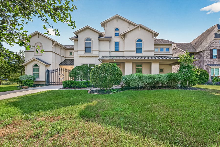 Property photo for 2027 Baker Estates Drive, Houston, TX