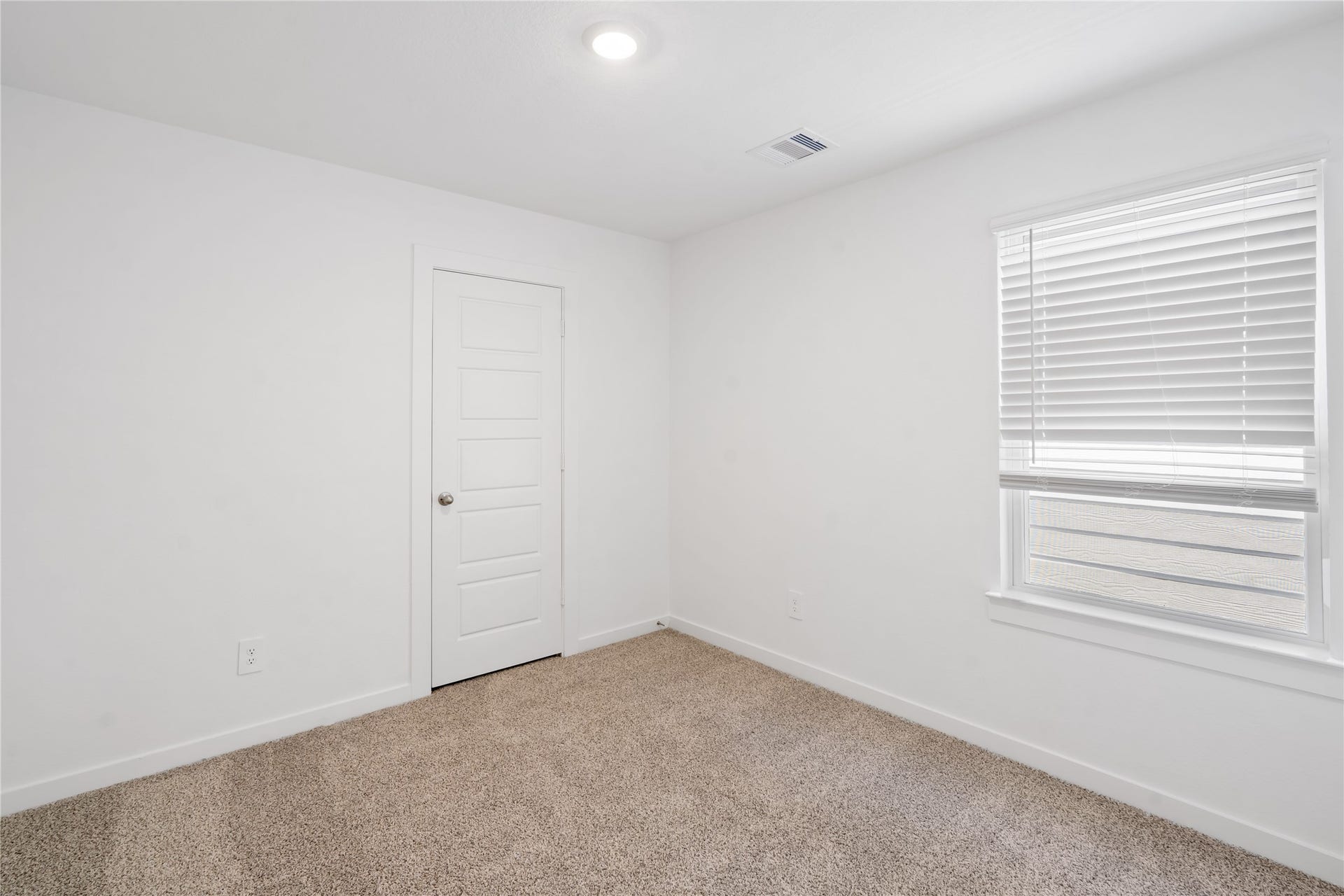 811 Gran Torino Drive, Houston, TX 77051 811 Gran Torino Drive, Houston, TX 77051