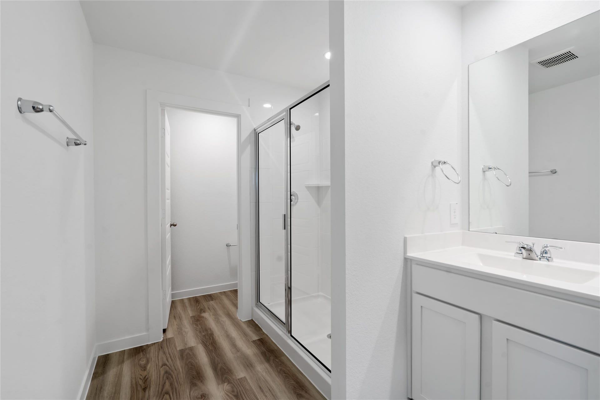 811 Gran Torino Drive, Houston, TX 77051 811 Gran Torino Drive, Houston, TX 77051