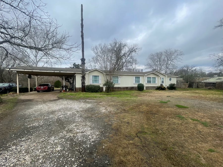 Property photo for 5025, 5027, 5029 Skinner Lane, Richmond, TX
