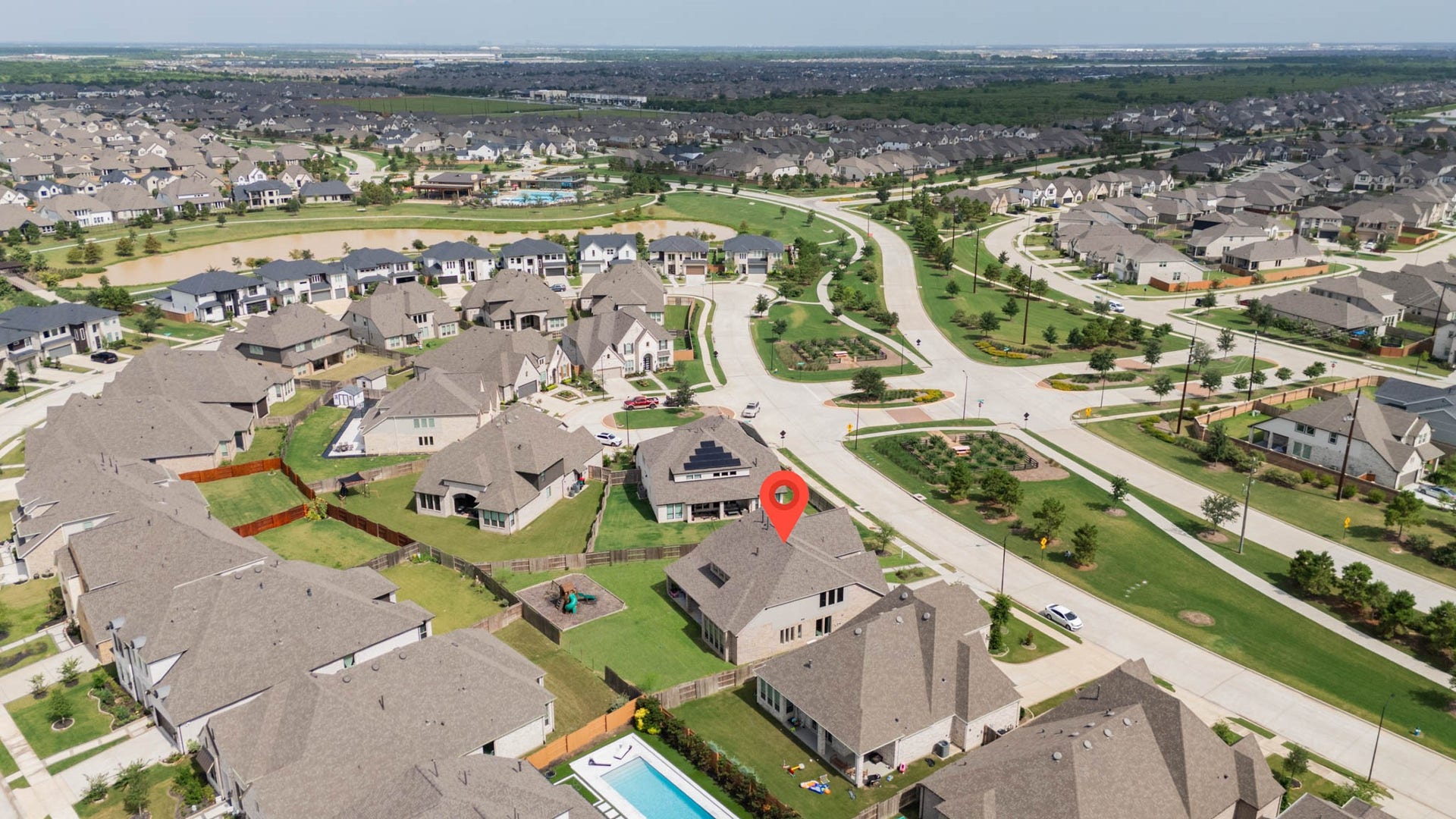 24430 Switchgrass Valley Way, Katy, TX 77493 Nestled in a picturesque neighborhood, this exceptional home offers modern elegance and community charm, highlighted by its prime location in the heart of Eyson.