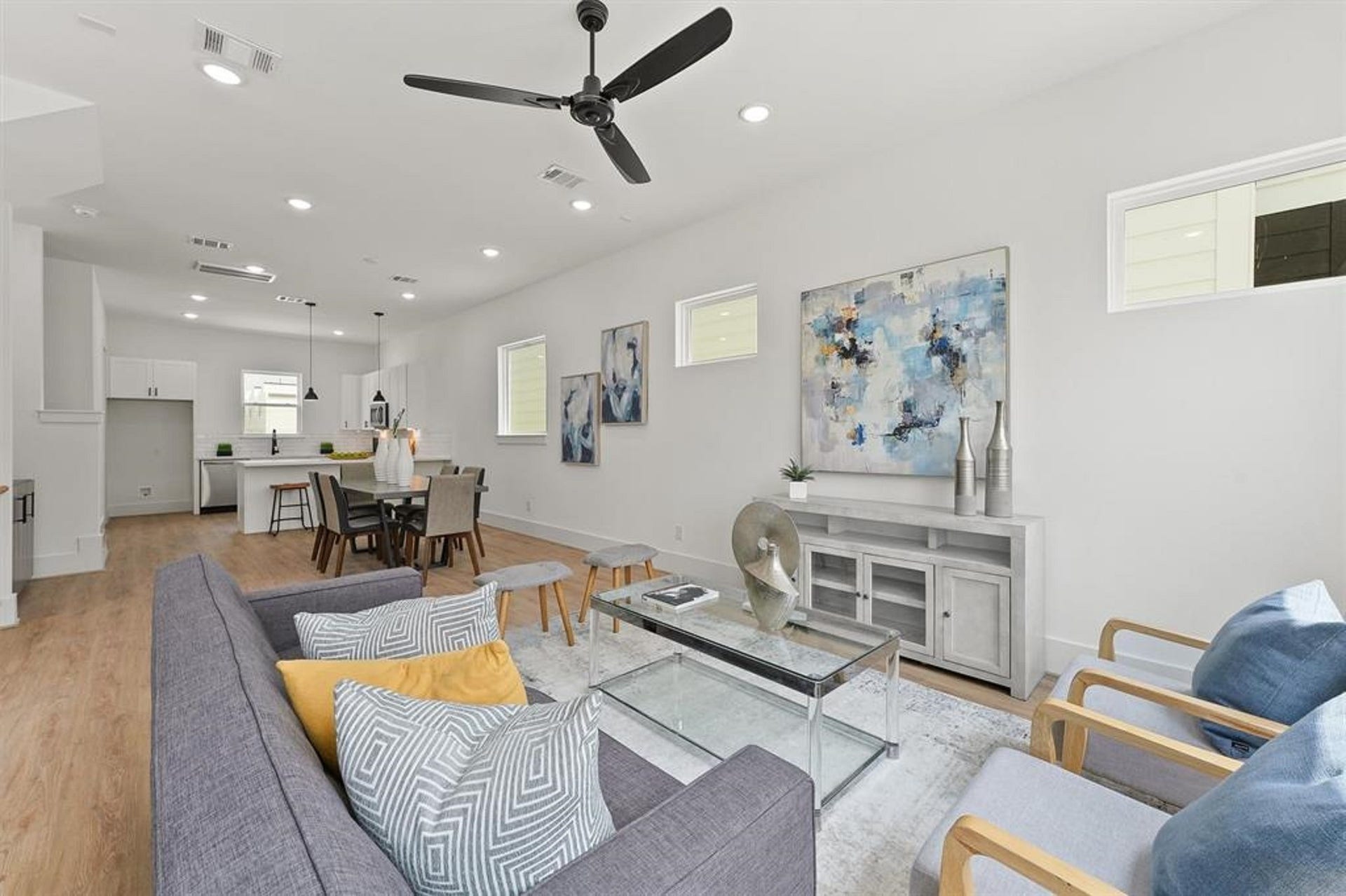 1207 Cavalcade Street, #G, Houston, TX 77009 1207 Cavalcade Street, #G, Houston, TX 77009