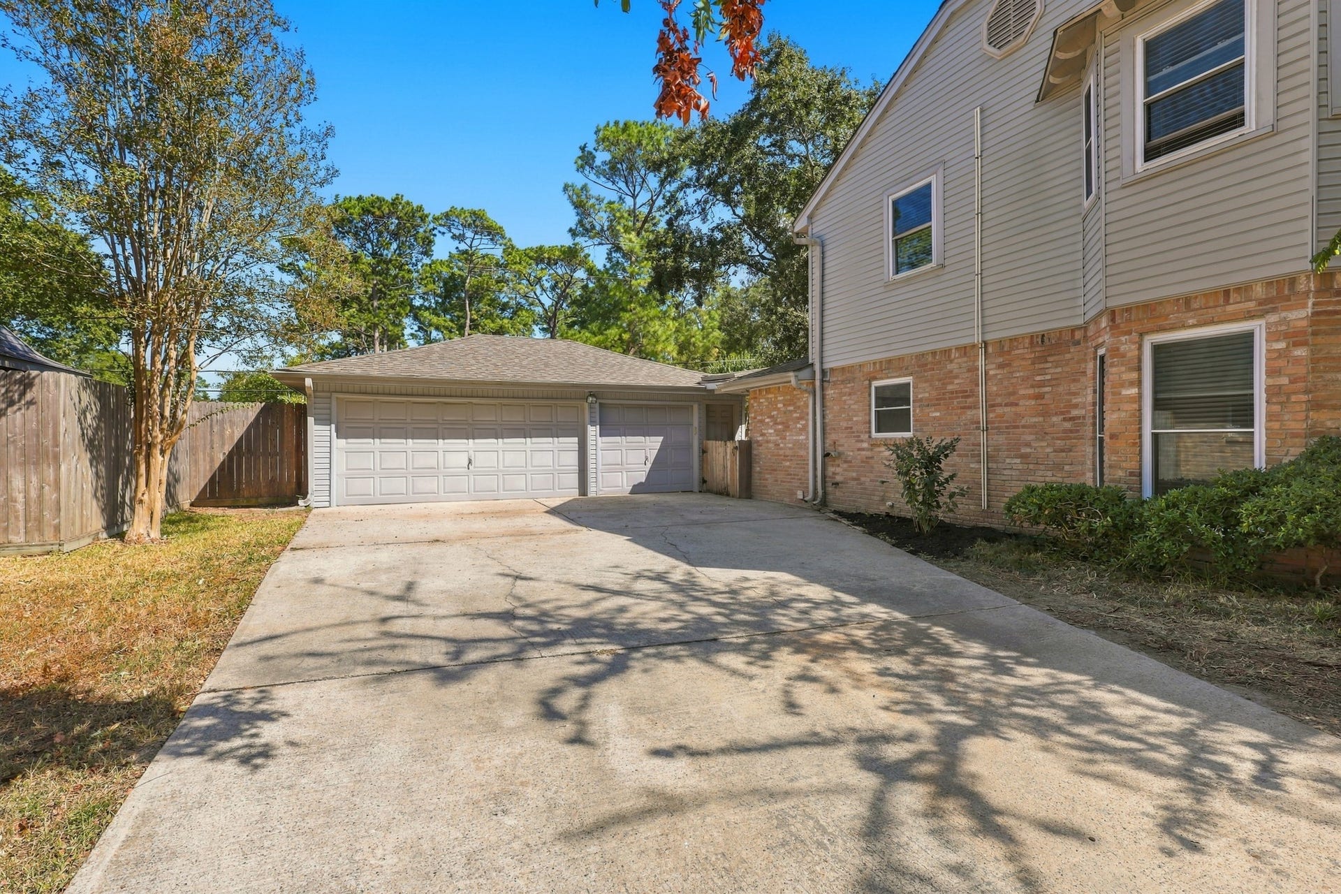 18106 Mahogany Forest Drive, Spring, TX 77379 3 Car Garage with a Large Driveway