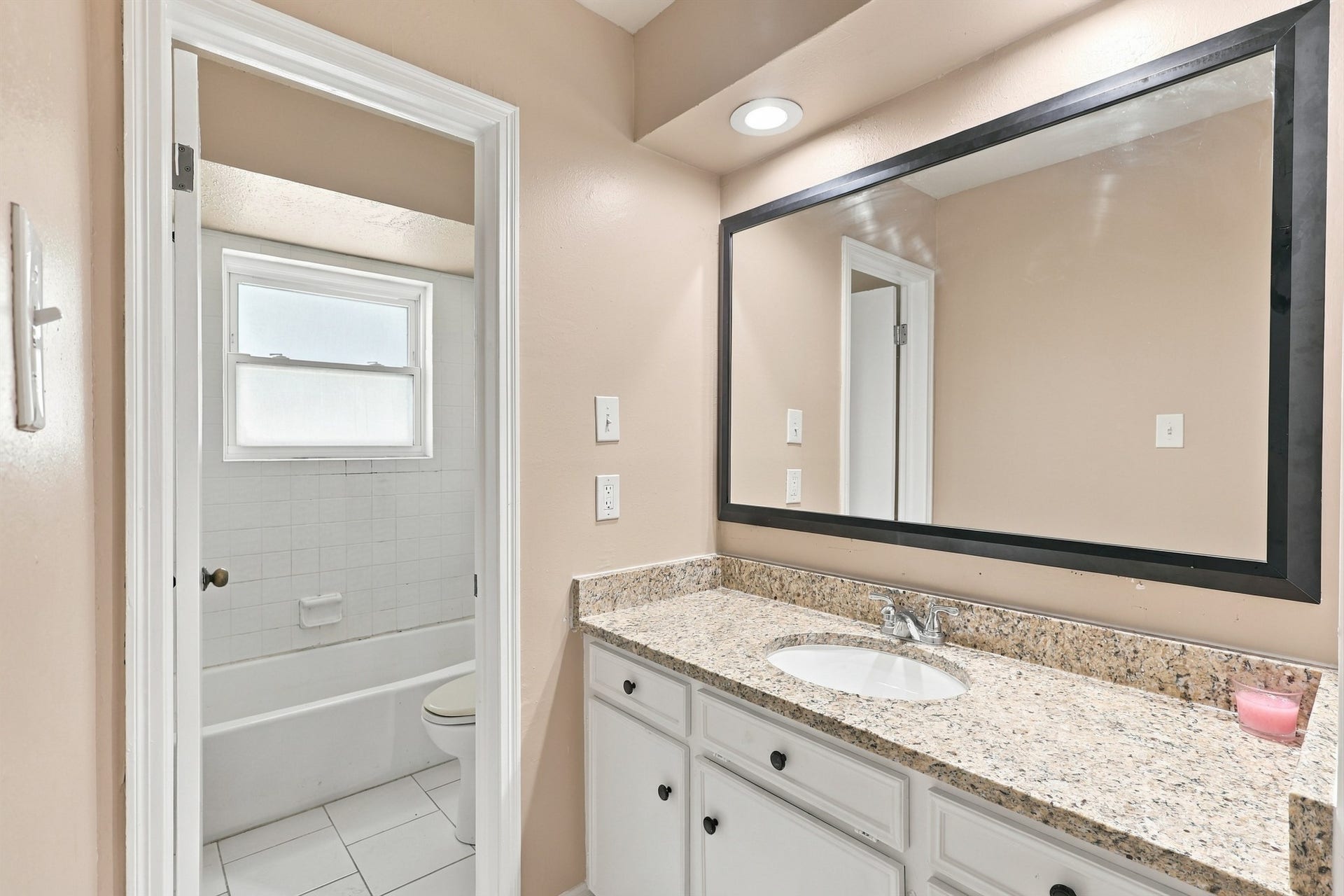 18106 Mahogany Forest Drive, Spring, TX 77379 2nd Full Bath