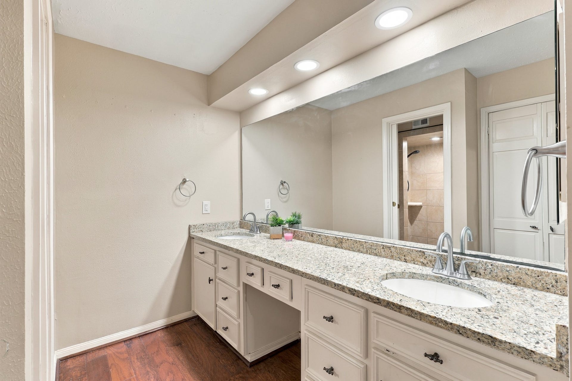18106 Mahogany Forest Drive, Spring, TX 77379 Primary Bathroom