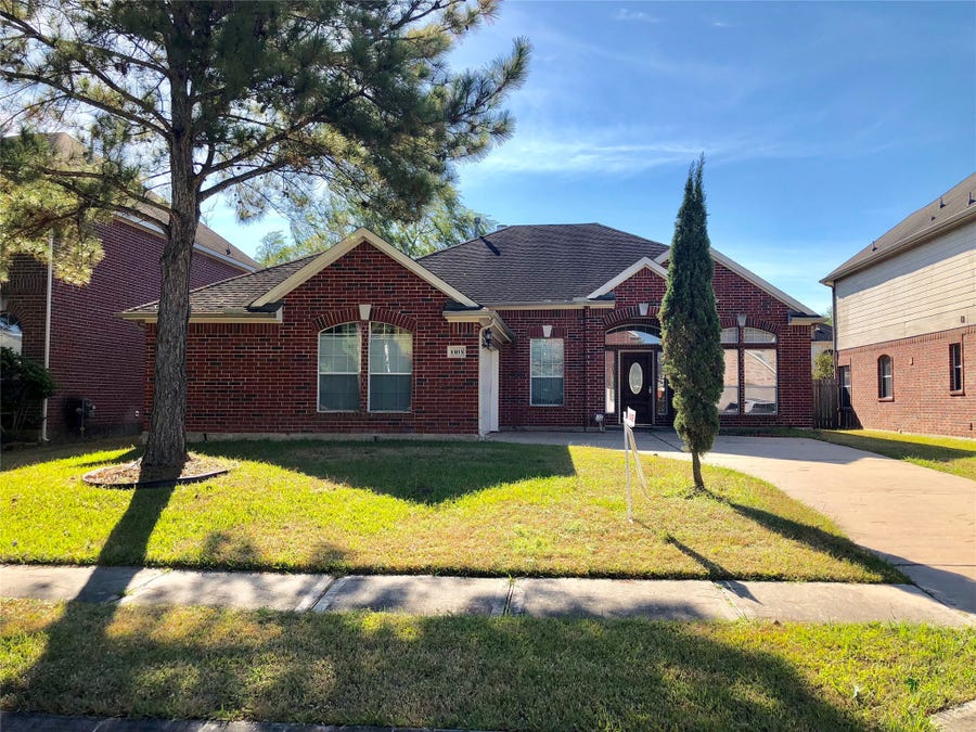 Property photo for 13113 Sunset Cliff Court, Sugar Land, TX