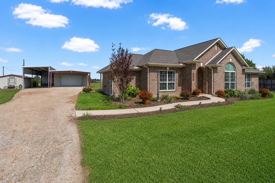 Property photo for 9016 Dixie Lane, Needville, TX