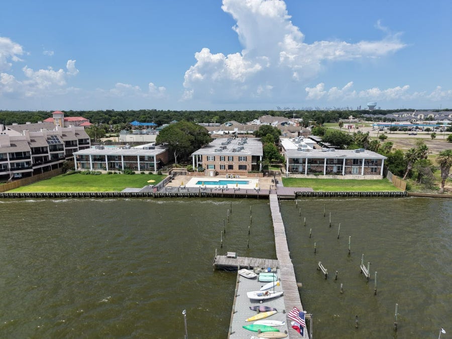 Property photo for 3535 Nasa Parkway, #39, Seabrook, TX