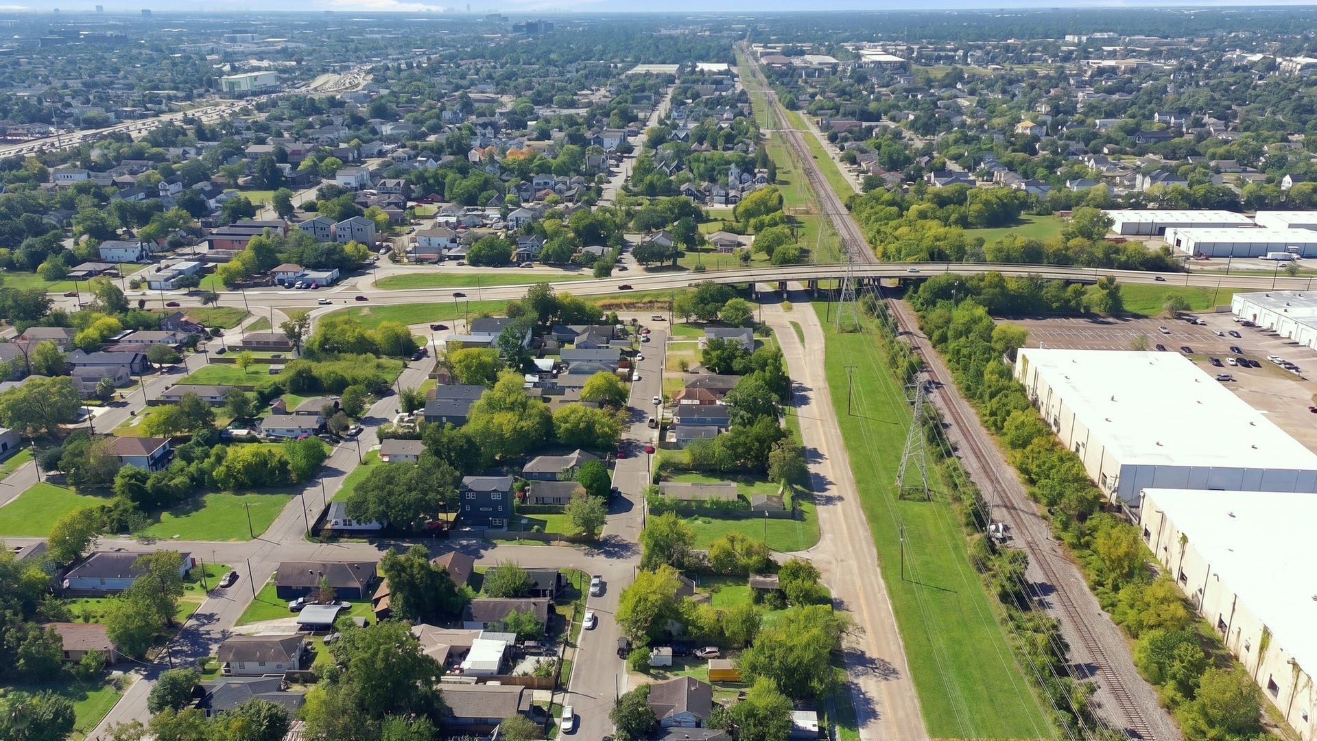 1323 E 36th Street, Houston, TX 77022 1323 E 36th Street, Houston, TX 77022