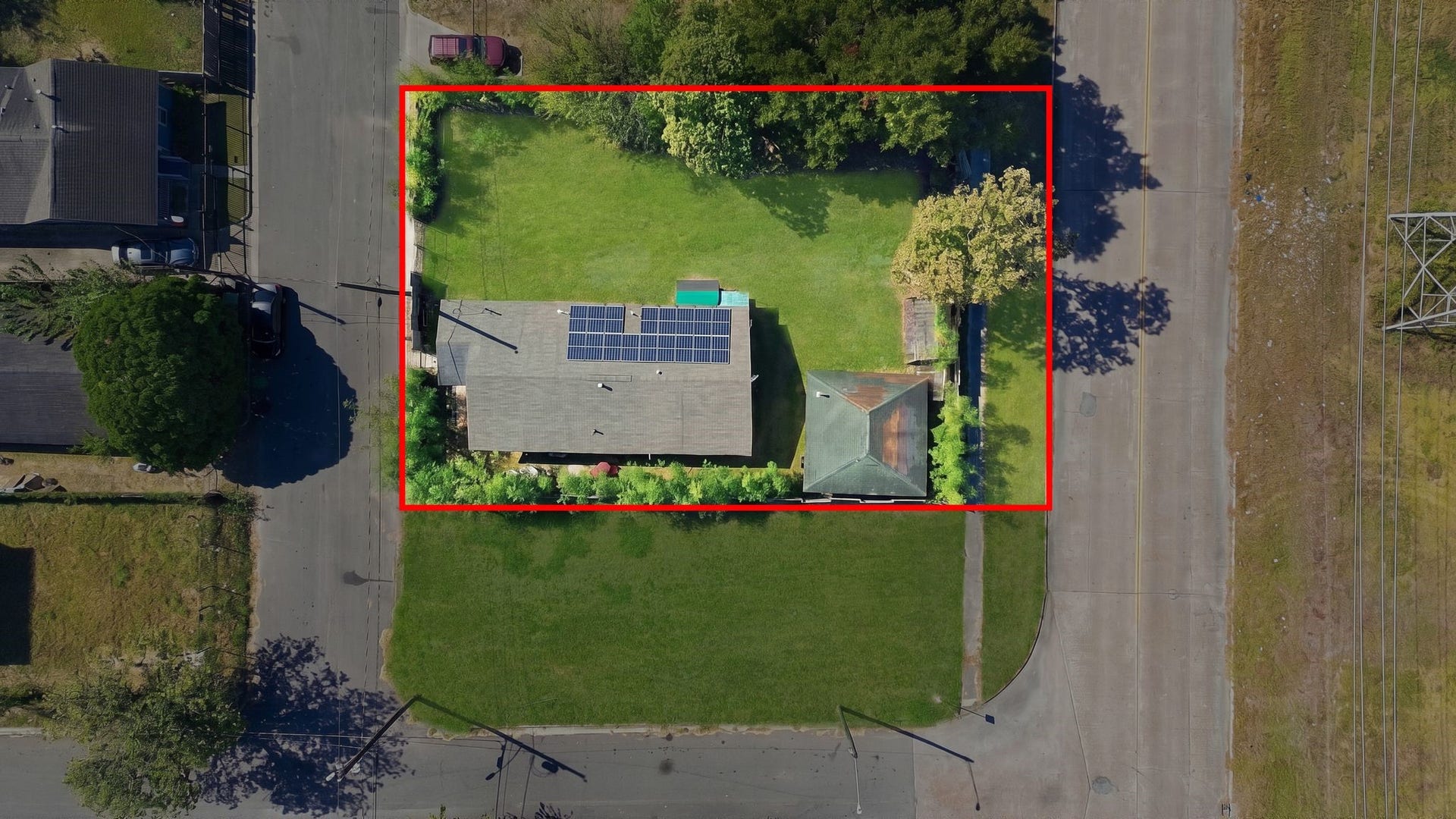 1323 E 36th Street, Houston, TX 77022 1323 E 36th Street, Houston, TX 77022