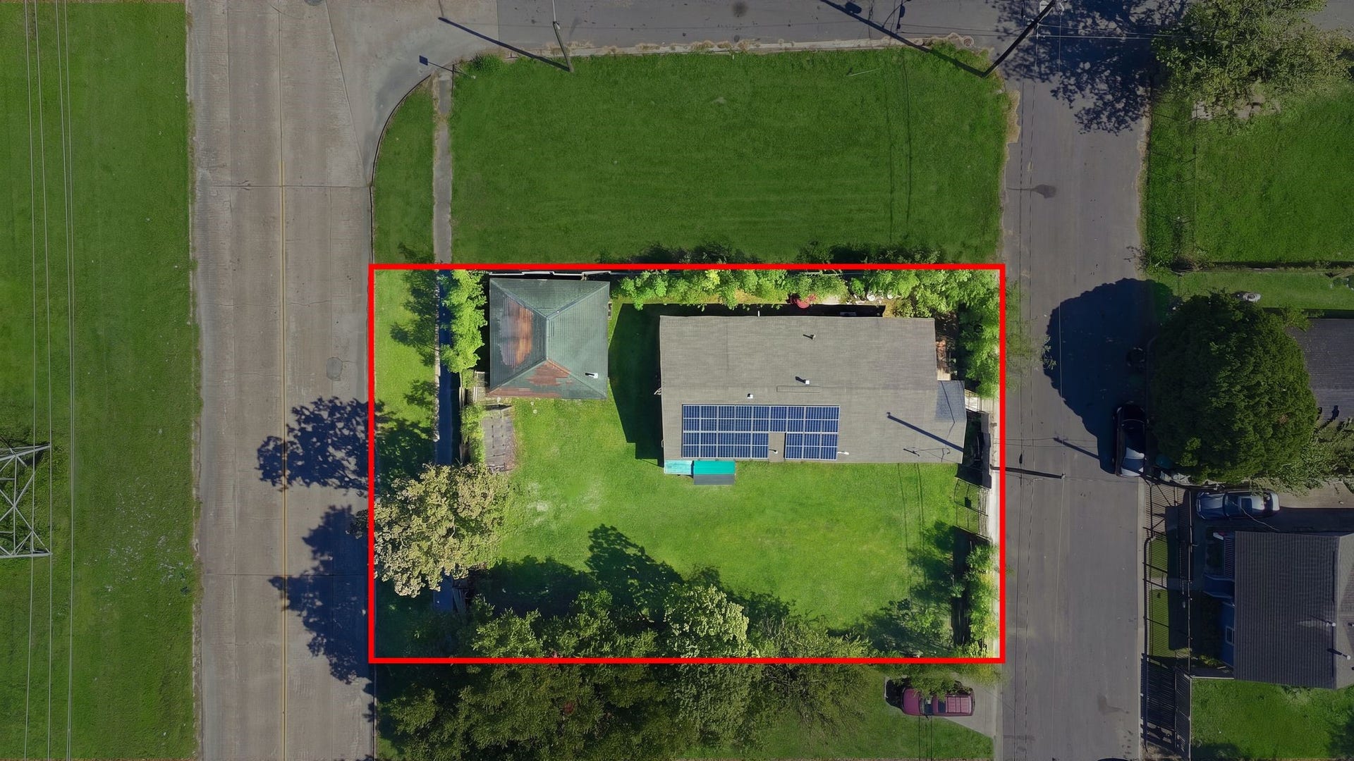 1323 E 36th Street, Houston, TX 77022 1323 E 36th Street, Houston, TX 77022