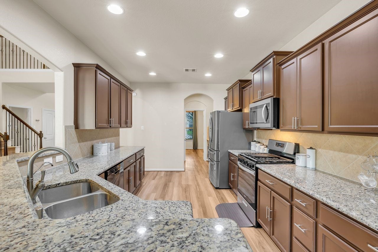 680 Cumberland Ridge Lane, League City, TX 77573 680 Cumberland Ridge Lane, League City, TX 77573