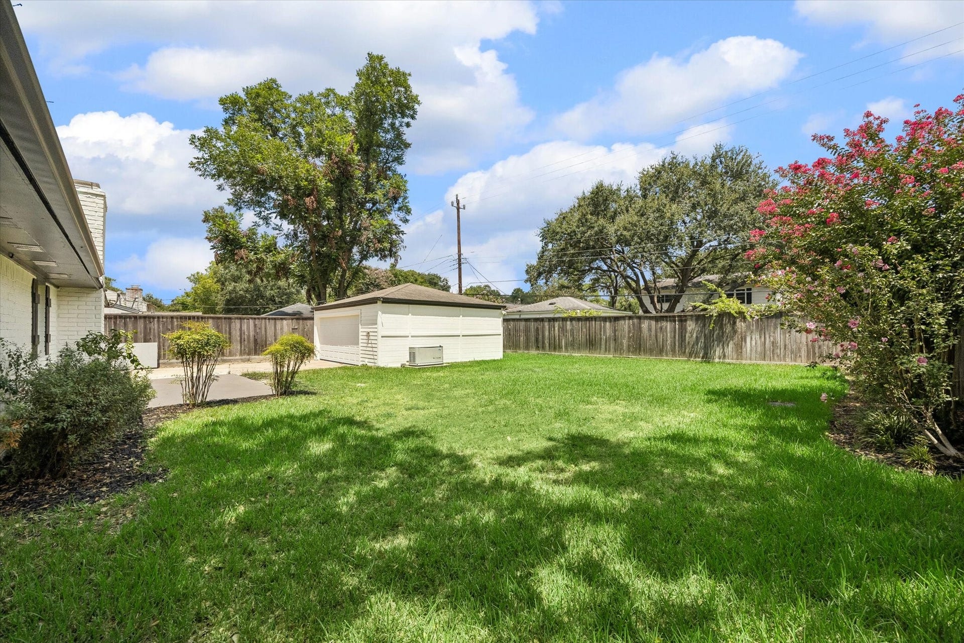 10618 Wickersham Lane, Houston, TX 77042 10618 Wickersham Lane, Houston, TX 77042
