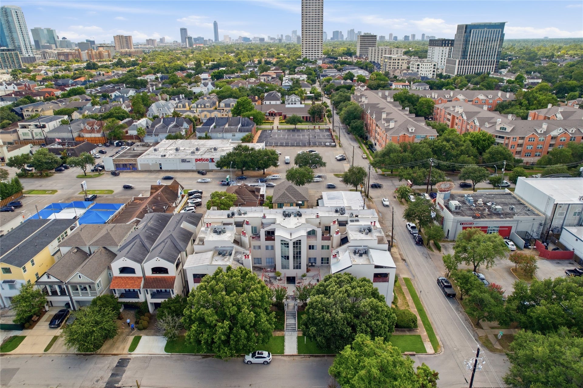 2100 Huldy Street, #4, Houston, TX 77019 2100 Huldy Street, #4, Houston, TX 77019
