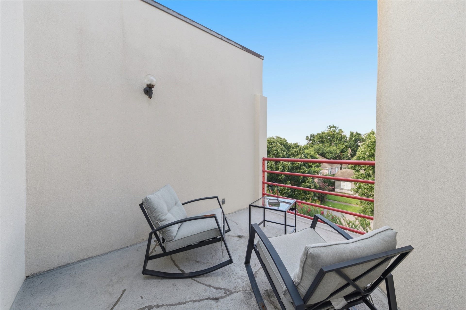 2100 Huldy Street, #4, Houston, TX 77019 2100 Huldy Street, #4, Houston, TX 77019