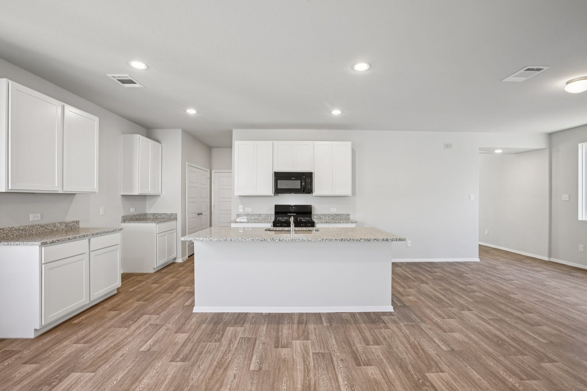 407 Hickory Hills Drive, Pattison, TX 77423 Kitchen representative photo