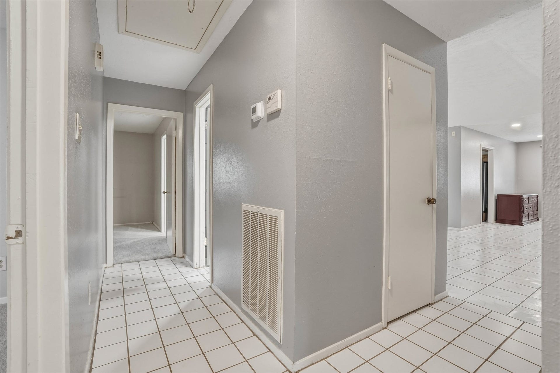 10514 Long River Drive, Sugar Land, TX 77498 10514 Long River Drive, Sugar Land, TX 77498