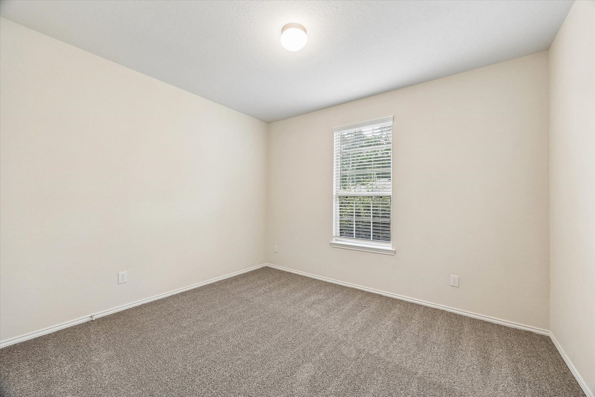 4050 Timber Sapp Drive, Conroe, TX 77304 4050 Timber Sapp Drive, Conroe, TX 77304