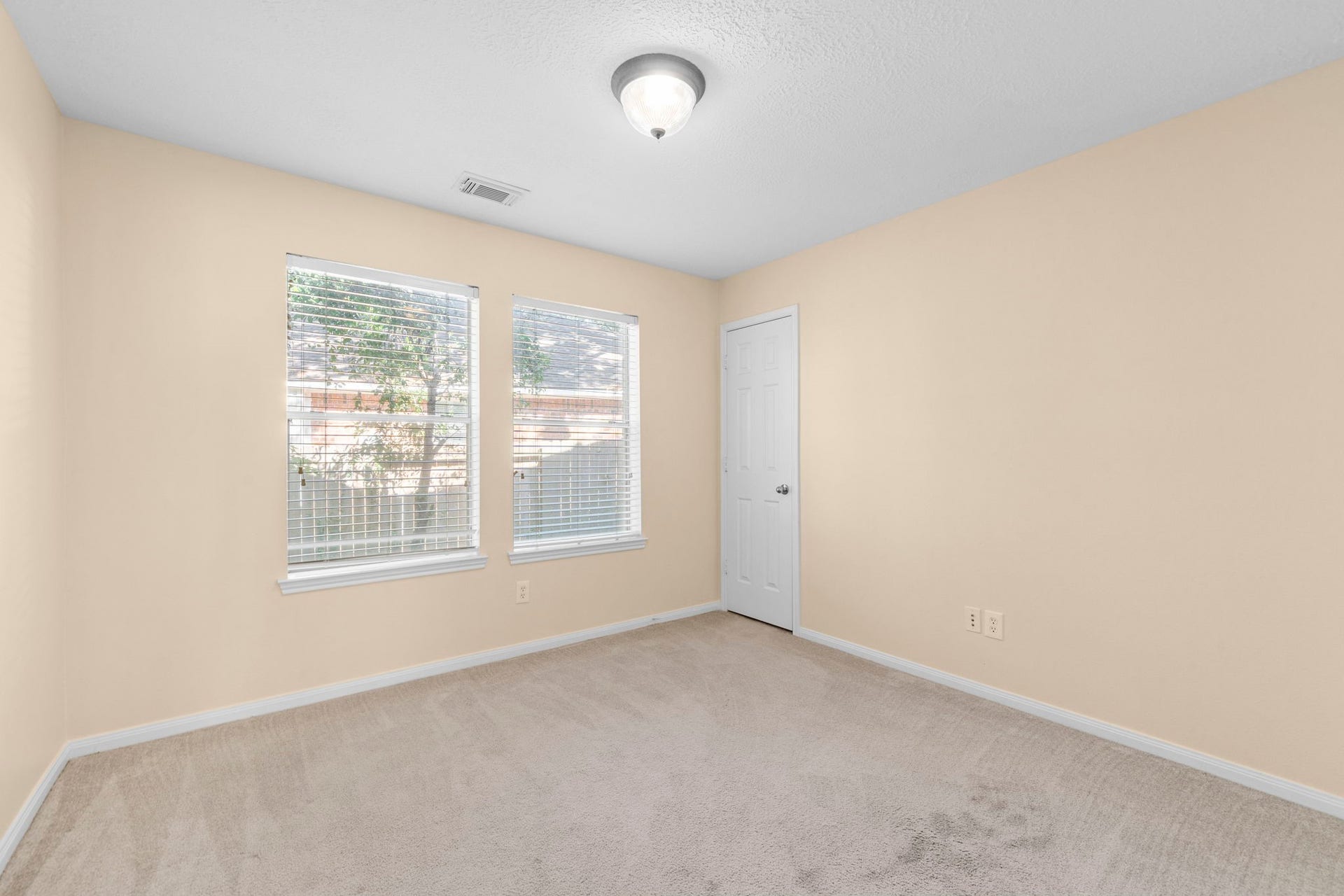 Bedroom - Located on the 2nd floor