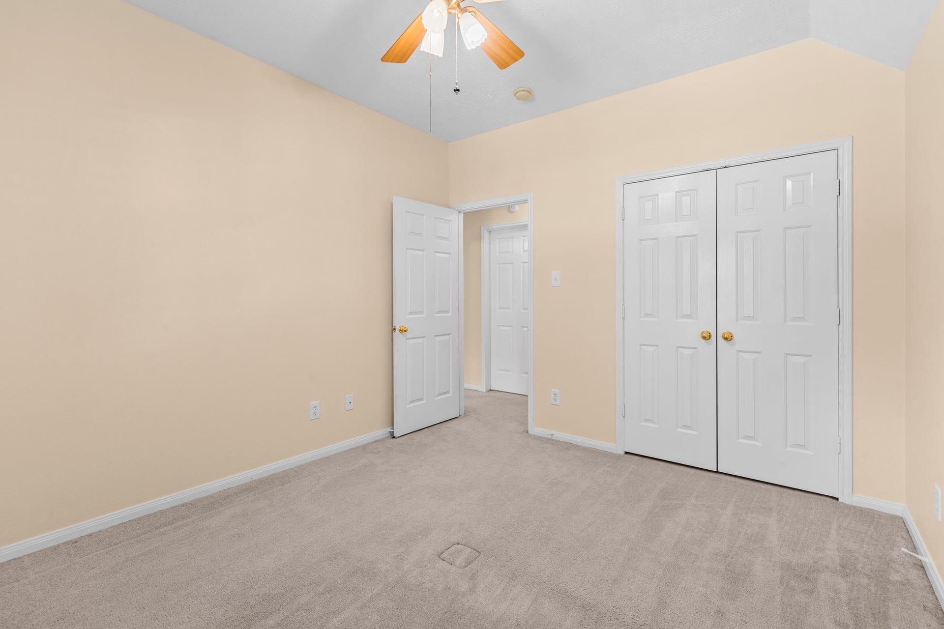Bedroom - Located on the 2nd floor