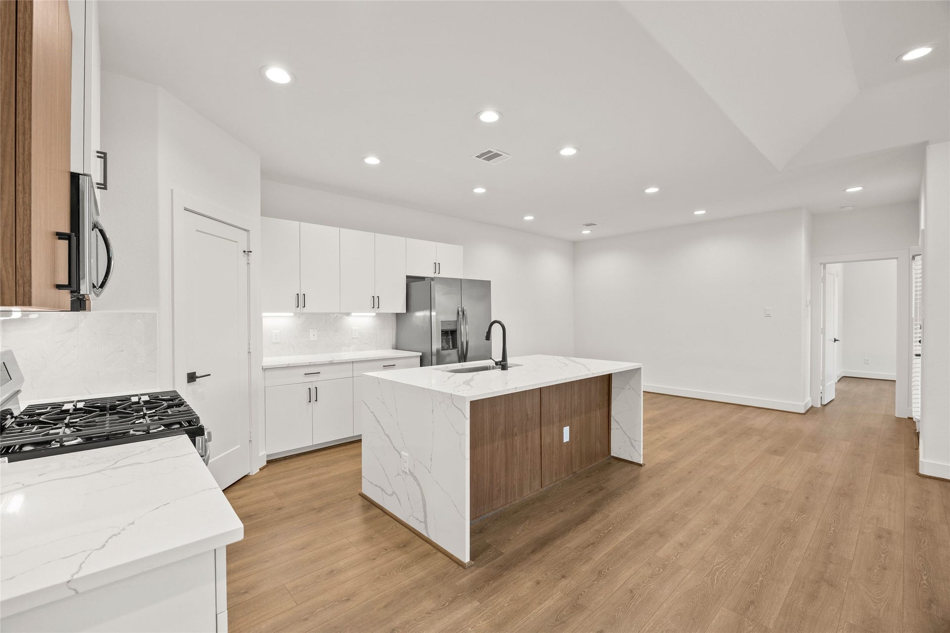2619 Seaglass View Drive, Katy, TX 77493 2619 Seaglass View Drive, Katy, TX 77493