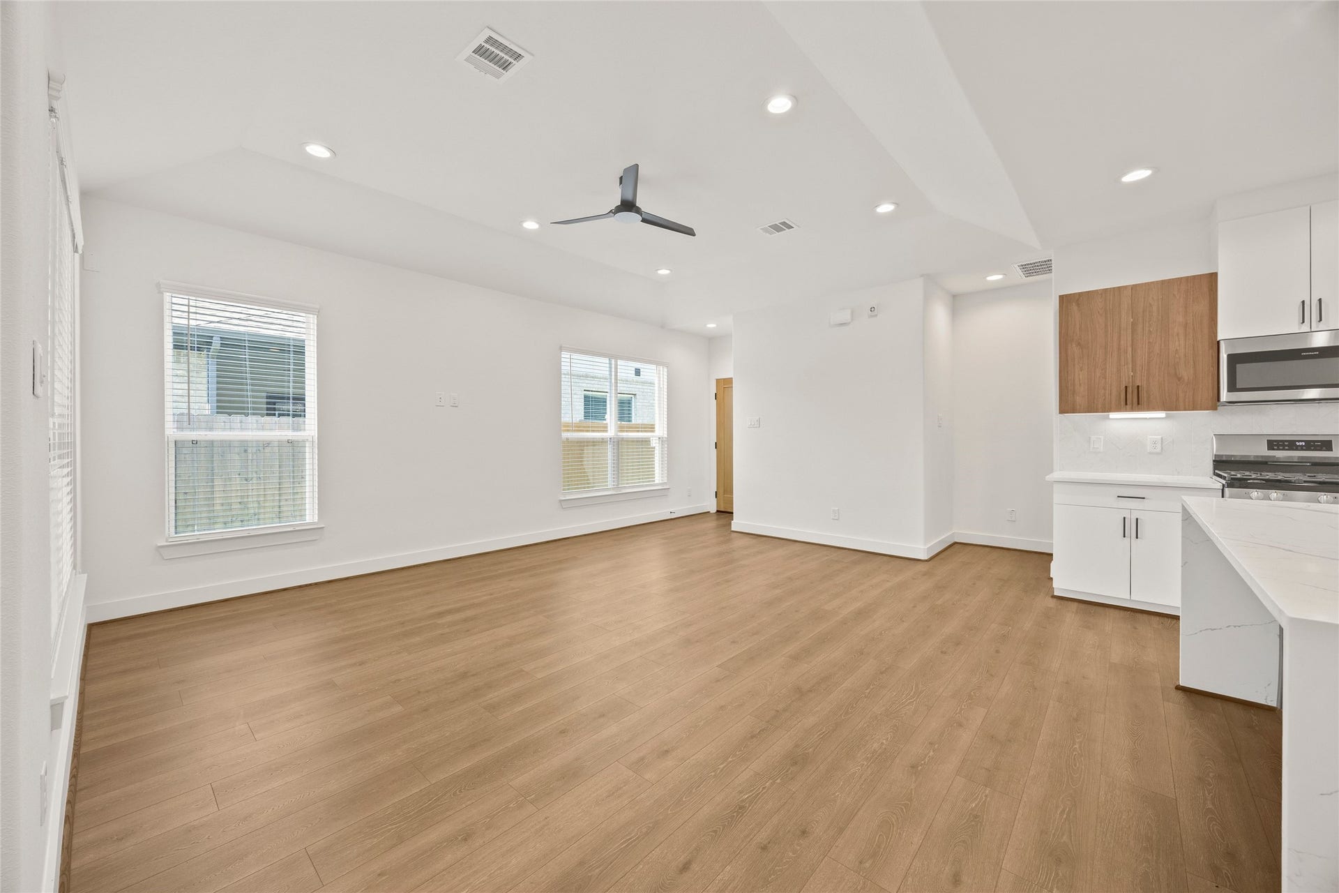 2619 Seaglass View Drive, Katy, TX 77493 2619 Seaglass View Drive, Katy, TX 77493