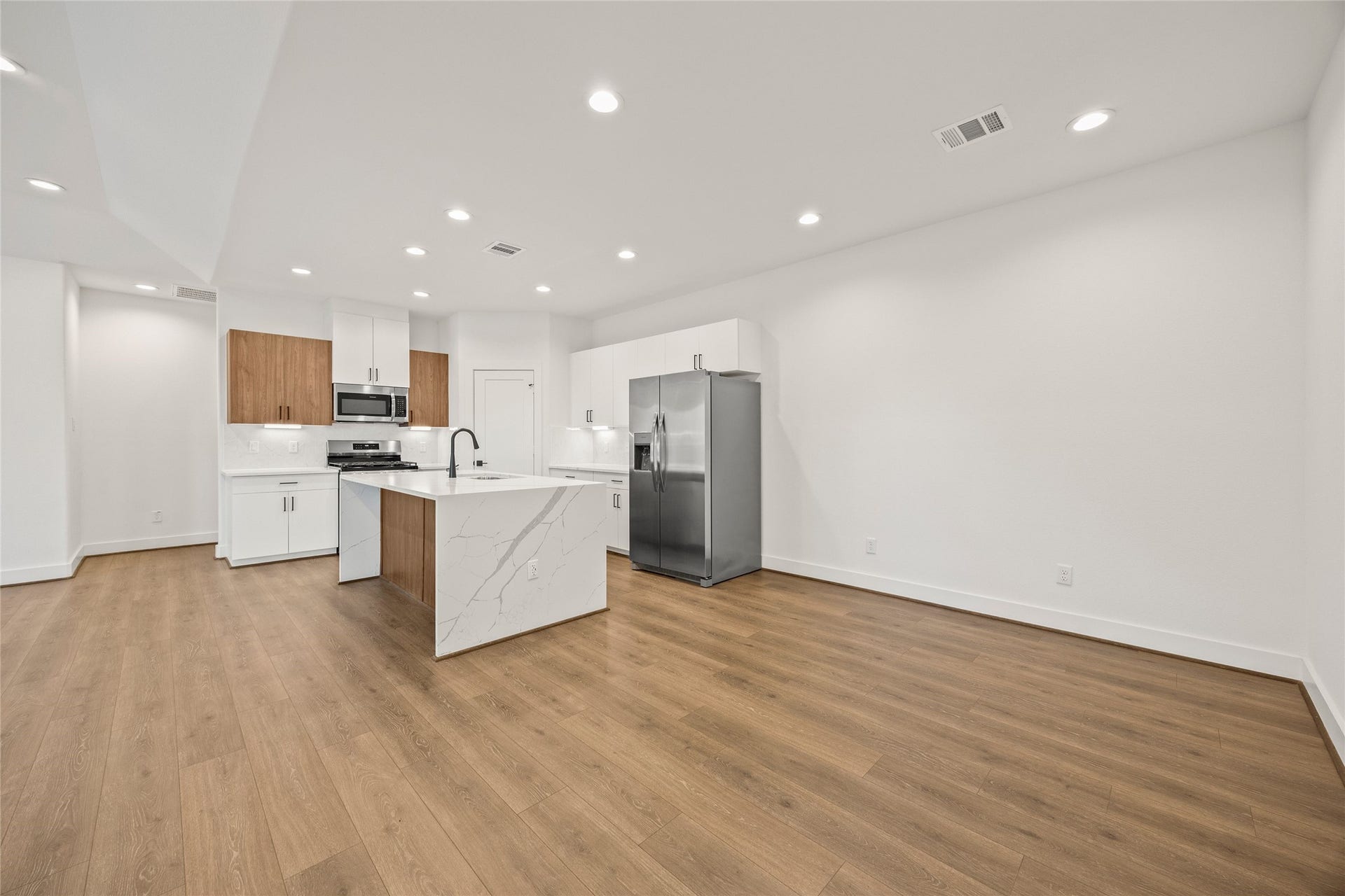 2619 Seaglass View Drive, Katy, TX 77493 2619 Seaglass View Drive, Katy, TX 77493