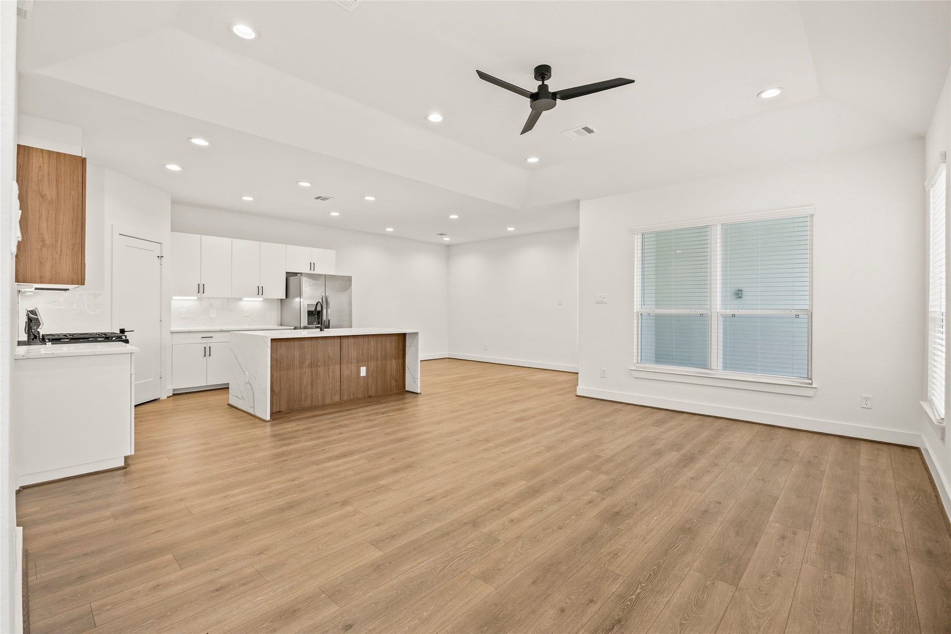 2619 Seaglass View Drive, Katy, TX 77493 2619 Seaglass View Drive, Katy, TX 77493