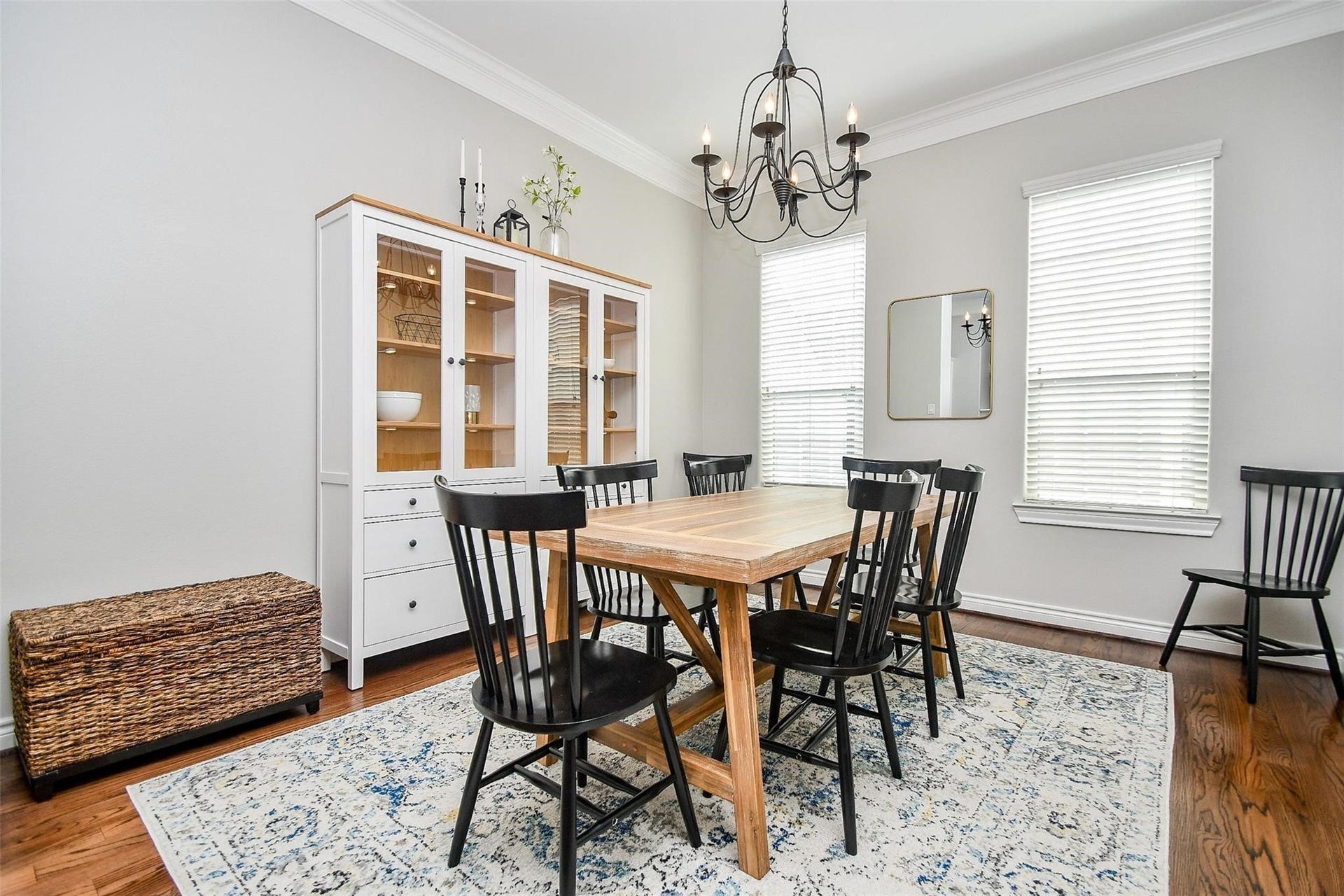 2614 Maxroy Street, Houston, TX 77007 2614 Maxroy Street, Houston, TX 77007