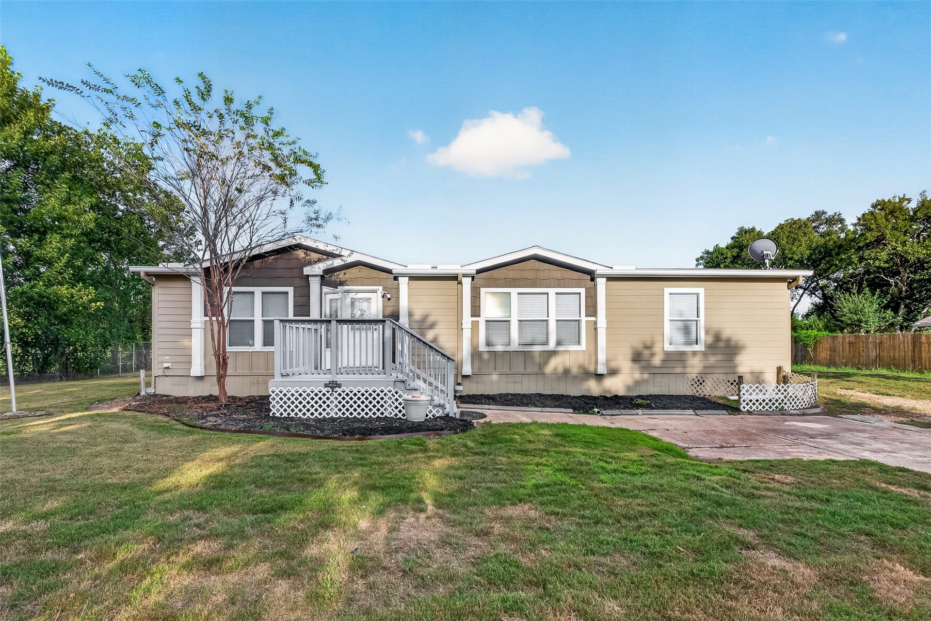 6023 Cheryl Lane, Rosharon, TX 77583
