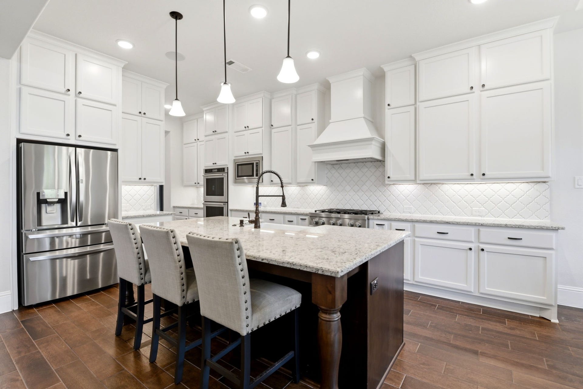 10062 S Goshawk Trail, Conroe, TX 77385 10062 S Goshawk Trail, Conroe, TX 77385