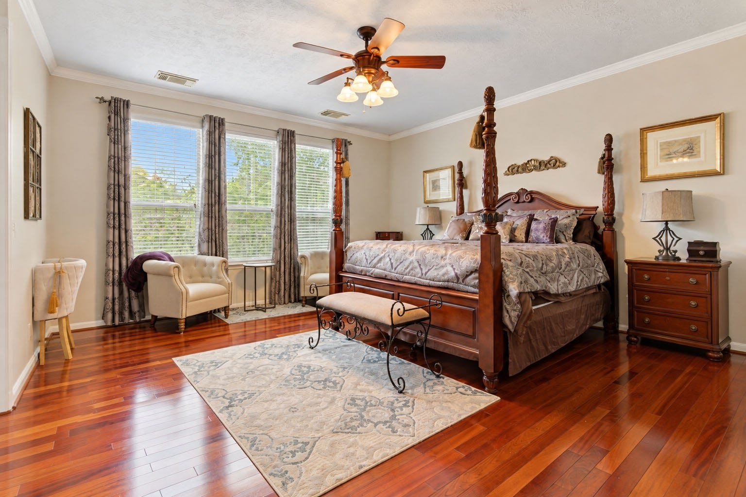 8111 Summer Wind Court, Sugar Land, TX 77479 Primary bedroom
