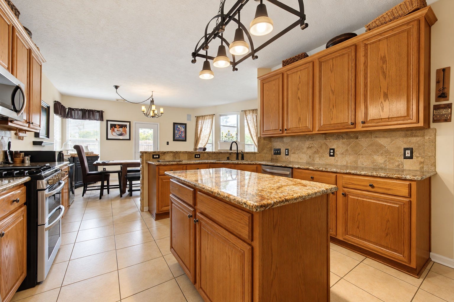 8111 Summer Wind Court, Sugar Land, TX 77479 8111 Summer Wind Court, Sugar Land, TX 77479