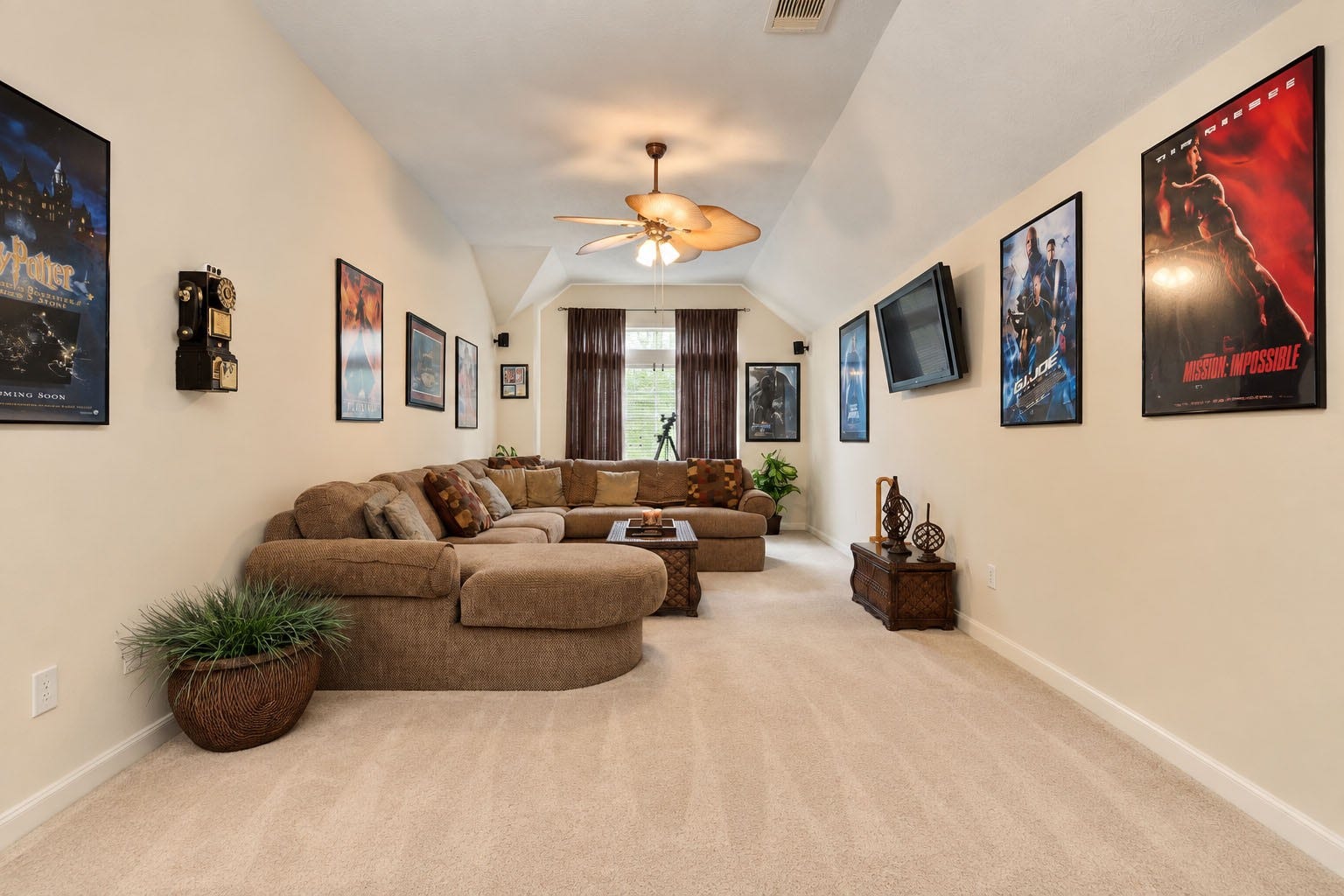 8111 Summer Wind Court, Sugar Land, TX 77479 Media room