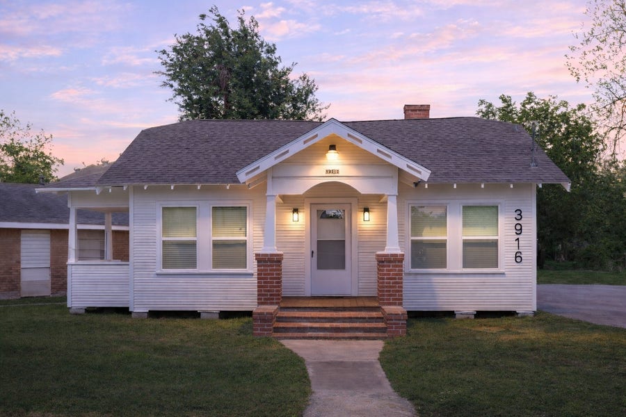 Property photo for 3916 Kennon Street, Houston, TX